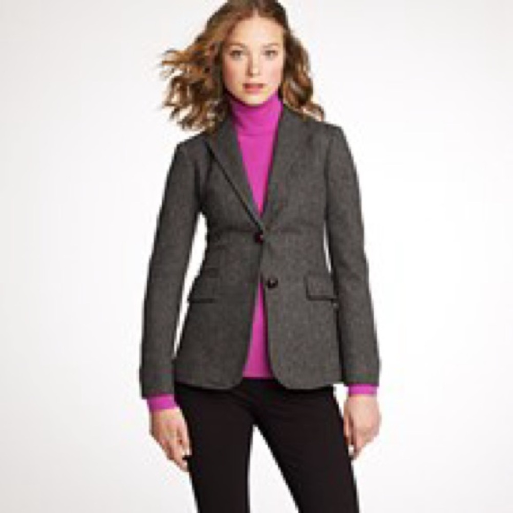 J. Crew blazer in grey houndstooth size 2 no flaws
